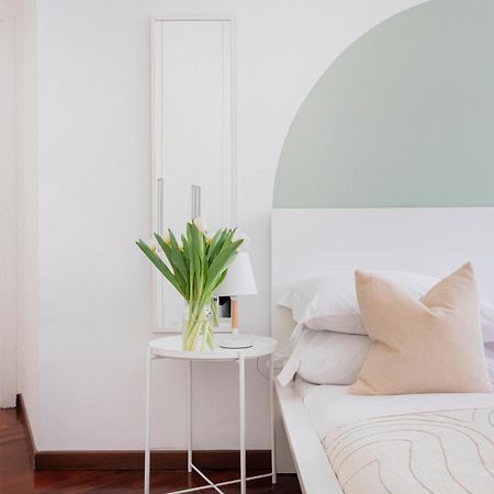 Stylish And Cozy Apt Close To Naviglio Milánó Kültér fotó